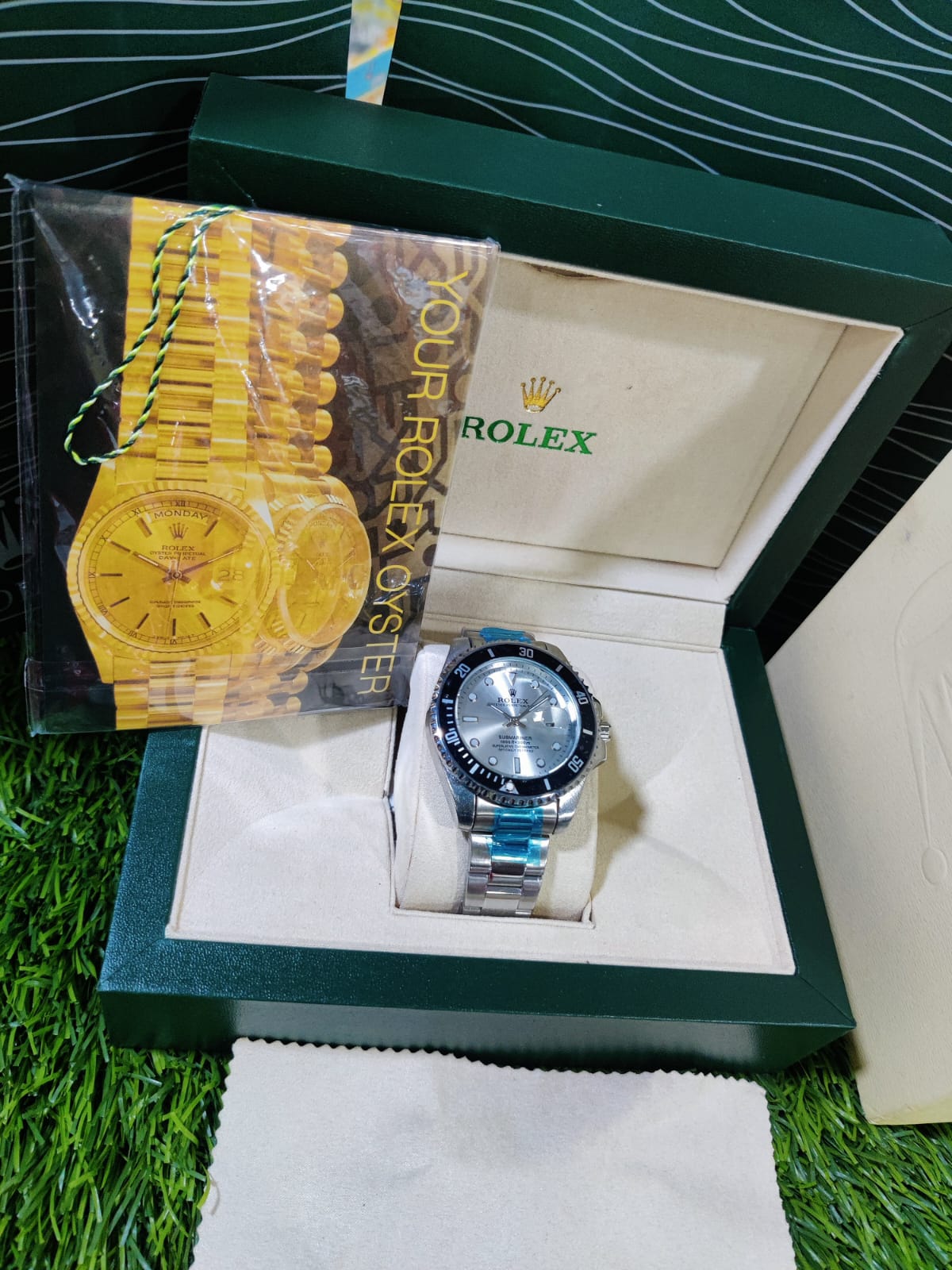 Rolex Men’s Watch – Swiss Automatic Movement, Luxury Precision Timepiece, Iconic Design