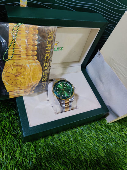 Rolex Golden Men's Watch – 18K Yellow Gold, Swiss Automatic Movement, Luxury President or Day-Date Timepiece